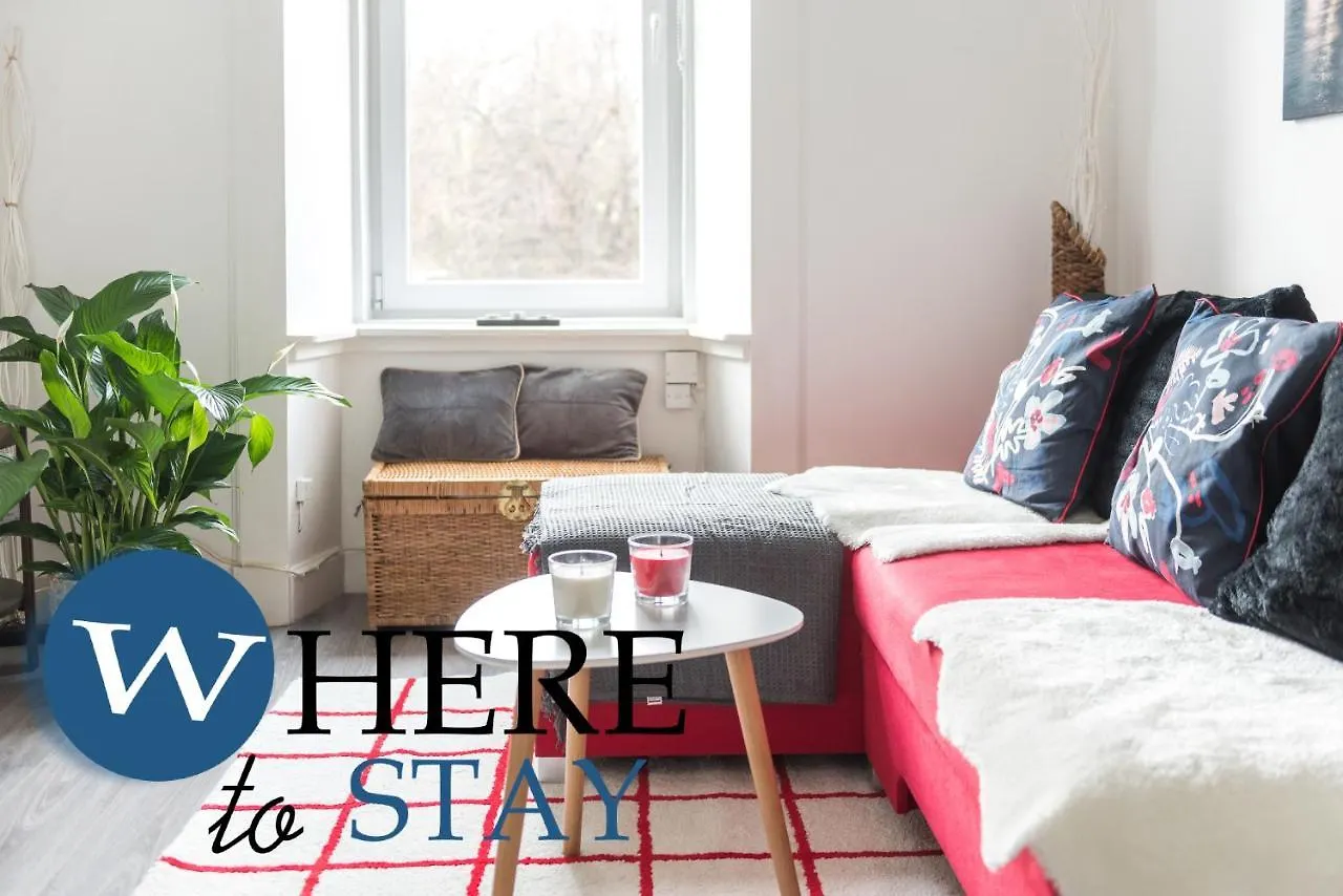 Lovely Modern Apartment At The Shore contacts
