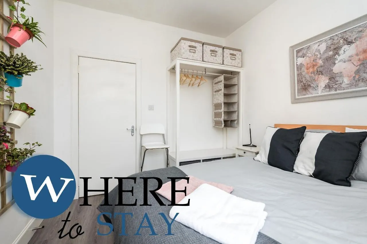 Lovely Modern Apartment At The Shore Edinburgh 0*,